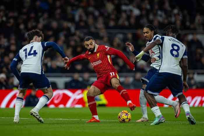 TOTTENHAM HOTSPUR 2-0 MANCHESTER UNITED // PREMIER LEAGUE HIGHLIGHTS ... Trực tiếp Tottenham vs MU 0-0 (H1): Không vào !!! khung thành MU chao đảo