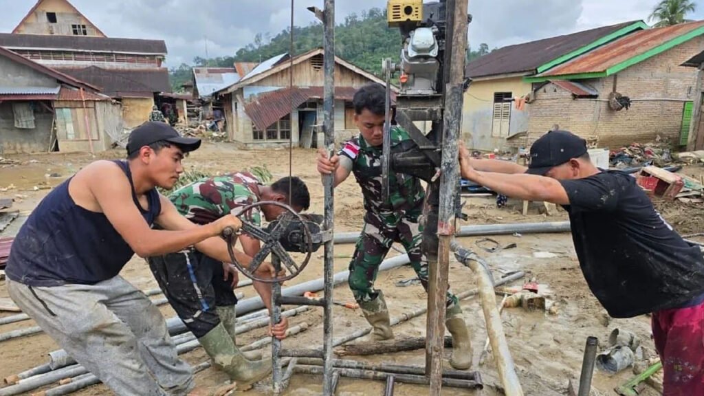 Kodim 0212 Bangun Sumur Bor untuk Pengungsi Banjir di Batang Toru