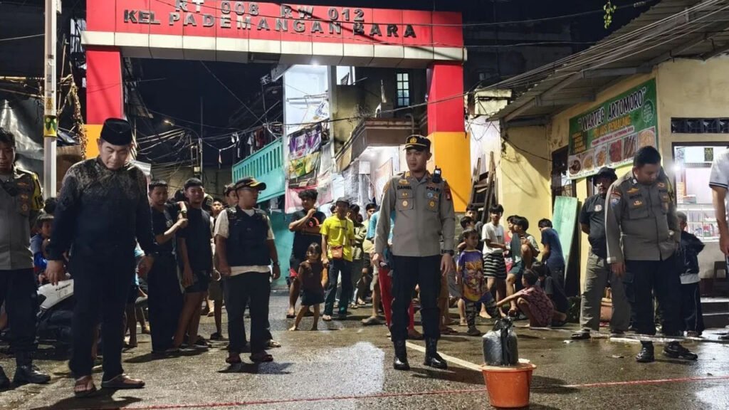 Polsek Pademangan Fasilitasi “Fun Night Run” di Jakarta Utara